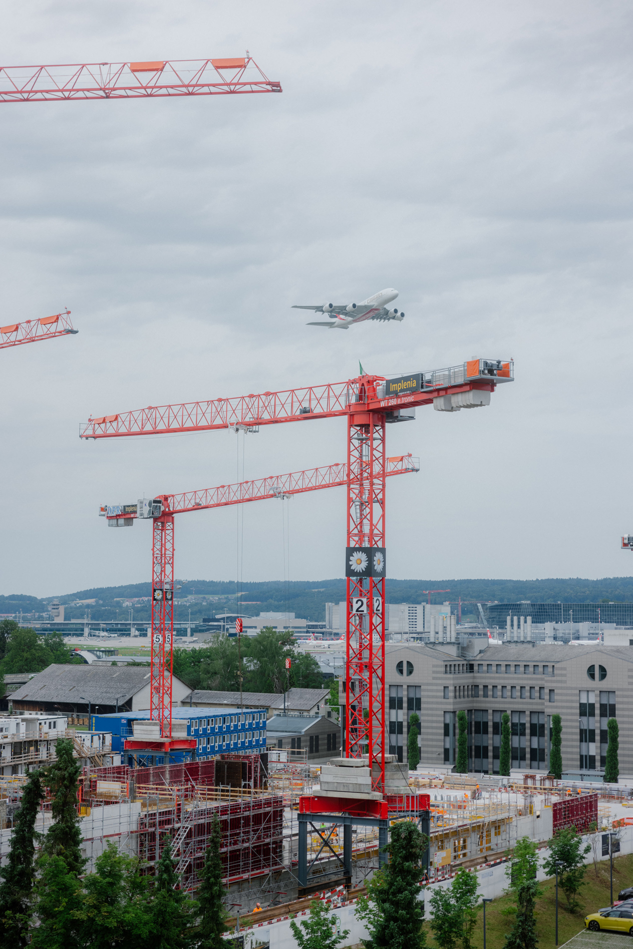 Ausblick auf die Baustelle des Interxion ZUR3